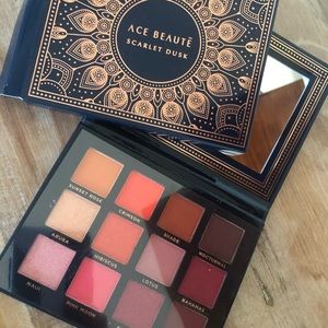 Ace Beauté scarlet dusk eyeshadow palette